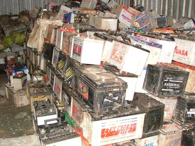 Người nhà nạn nhân MH370 an ủi thân nhân hành khách MH17