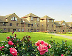 Người nhà nạn nhân MH370 an ủi thân nhân hành khách MH17