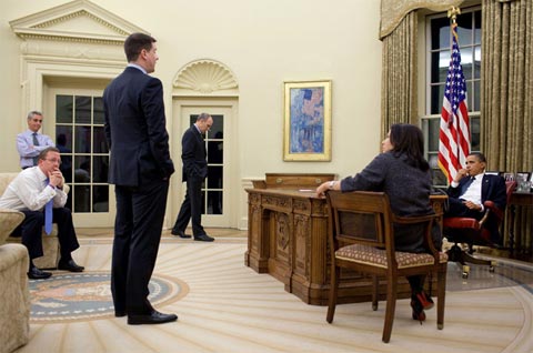 Người nhà nạn nhân MH370 an ủi thân nhân hành khách MH17